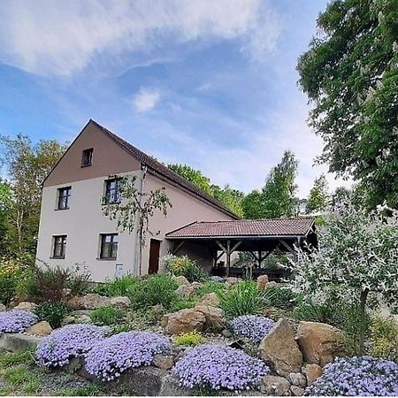 Chloumek Lägenhet Bela  Exteriör bild